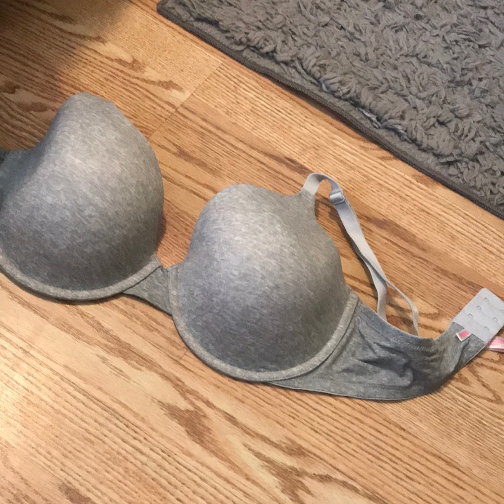 Victoria’s Secret bra